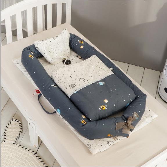 Foldable Portable Baby Crib – Anti-Pressure Newborn Travel Bed
