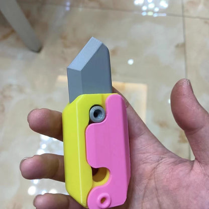 3D Printing Gravity Cube – Mini Jumping Radish Toy & Pendant for Kids