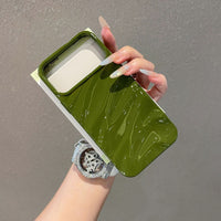 WT Pleated Glossy Green