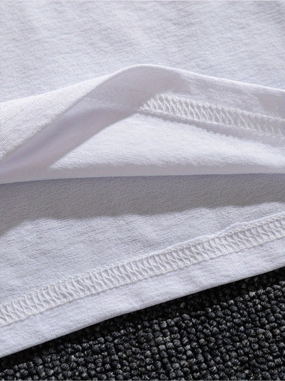 Men’s White Graphic T-Shirt – Trendy Streetwear Loose Fit